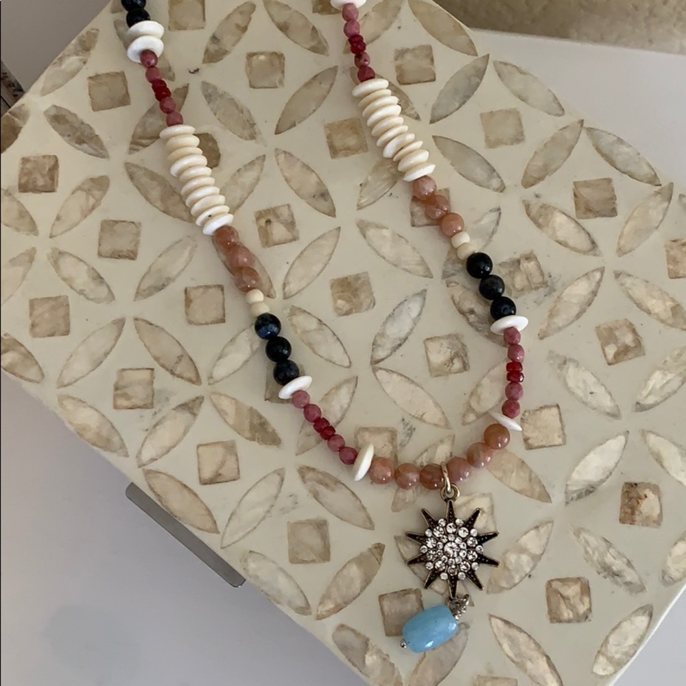 Handmade necklace - Picture 2 of 4